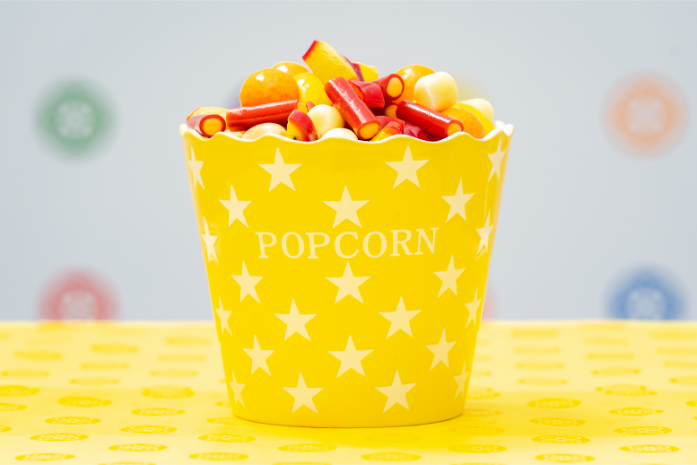 POP CORN AMARILLO ESTRELLAS RELLENO DE CHUCHES VARIADAS - Imagen 2